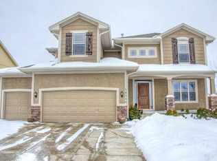 16506 W 165th Ter, Olathe, KS 66062