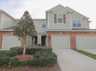 6874 Roundleaf Dr, Jacksonville, FL 32258