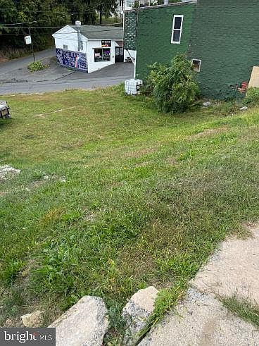 2nd image of 510 Pine Hill St