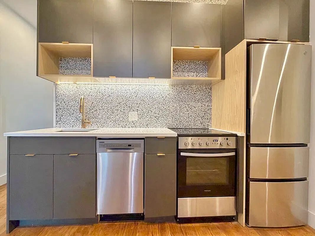 791 Sterling Place — Photo 3