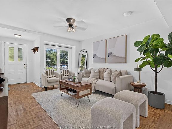 3rd image of 2315 Charl Ave