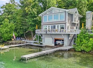 6060 W Bluff Dr, Keuka Park, NY 14478