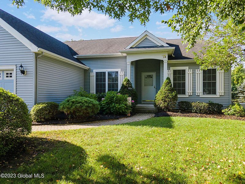 2nd image of 14 Danbury Court