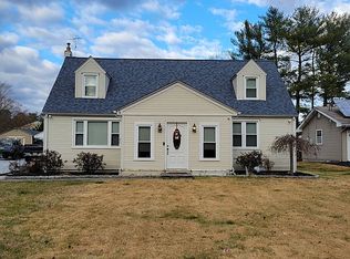 76 E Park Ave, Williamstown, NJ 08094