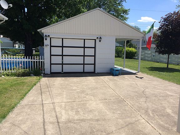 5th image of 184 Tudor Blvd