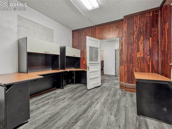 denver-colorado-444454095 picture