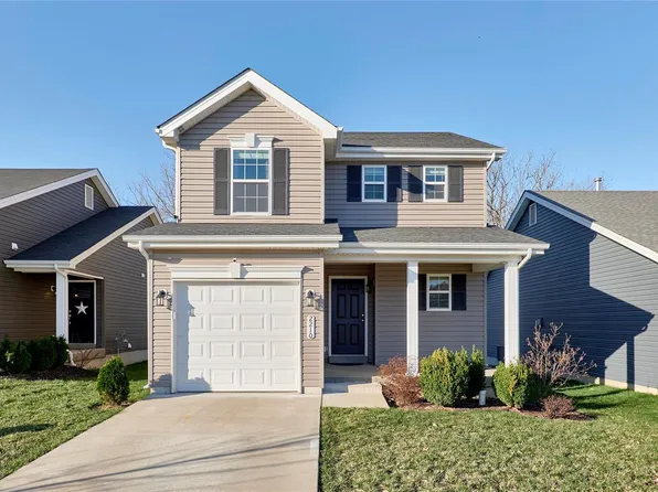 2210 Windswept Farms Dr, Eureka, MO 63025