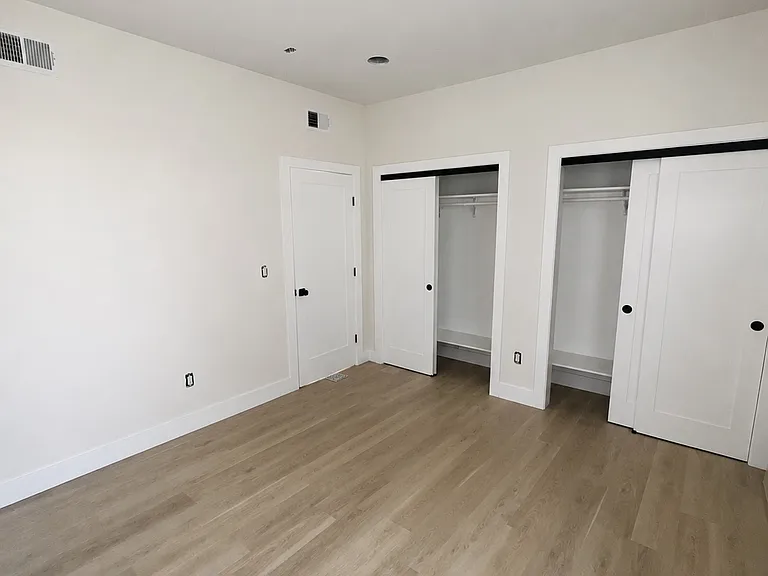 88 Sanford Ave #2 — Photo 4