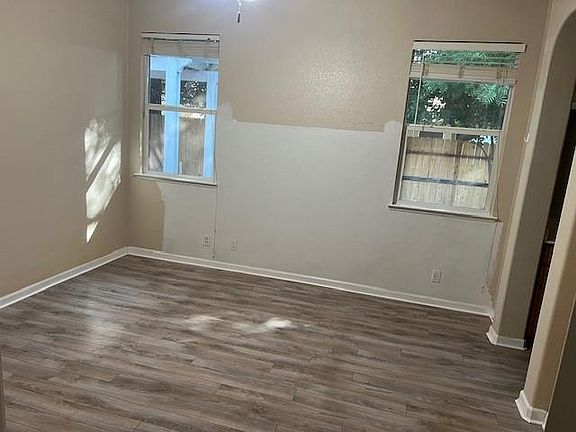 4th image of 1857 Stonecrest Dr