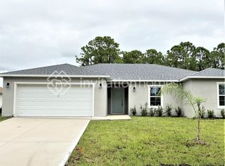 451 Hammond St SW, Palm Bay, FL 32908