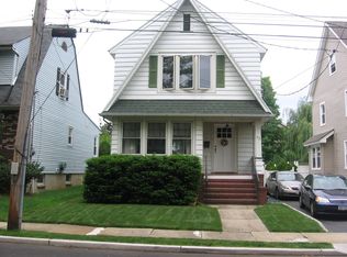 77 Summit Rd, Staten Island, NY 10307