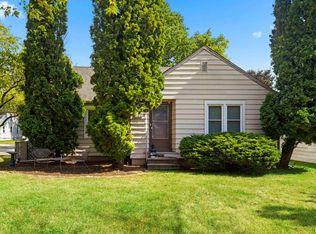 3444 N Gale Ave, Peoria, IL