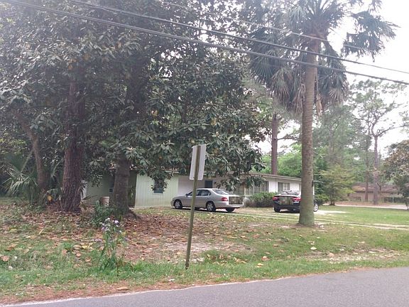 3rd image of 1101 Leone Ave