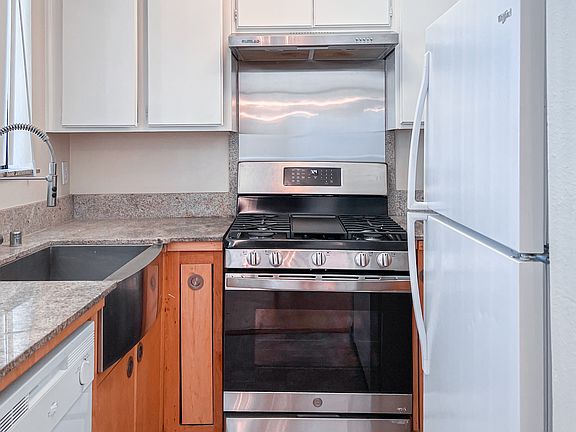 5th image of 657 W California Ave APT 5
