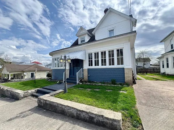 203 Spring St, Spencer, WV 25276