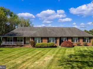 592 Old Farm Rd, Luray, VA 22835