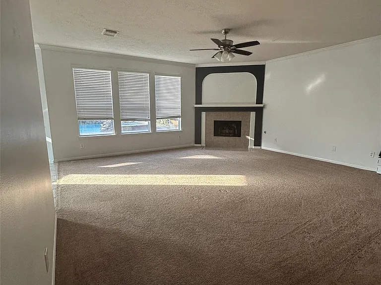 23806 Allingham Ln — Photo 18