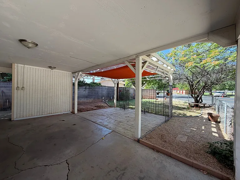 696 N 600 W #A — Photo 22