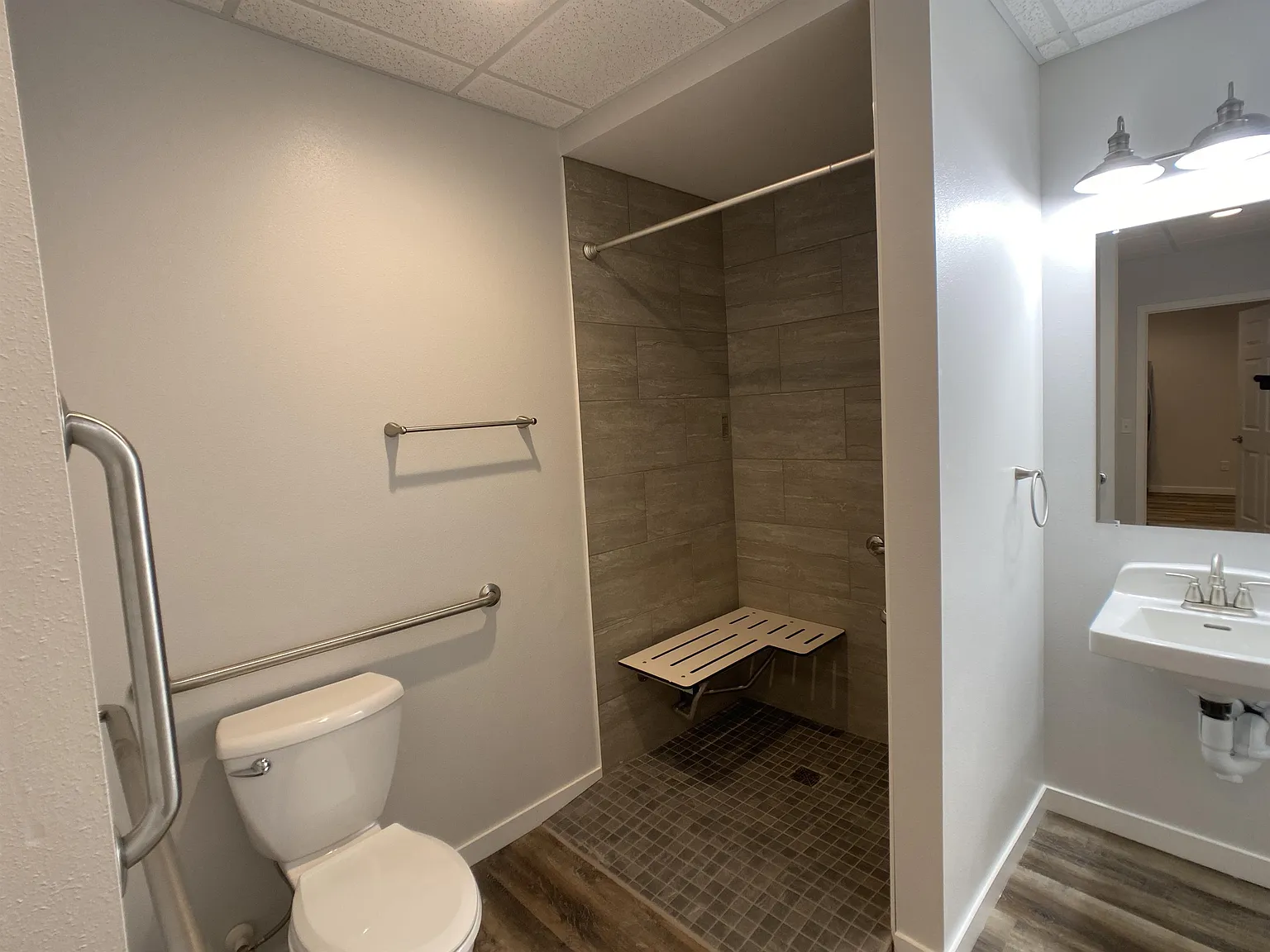 107 Main Street East — Photo 2