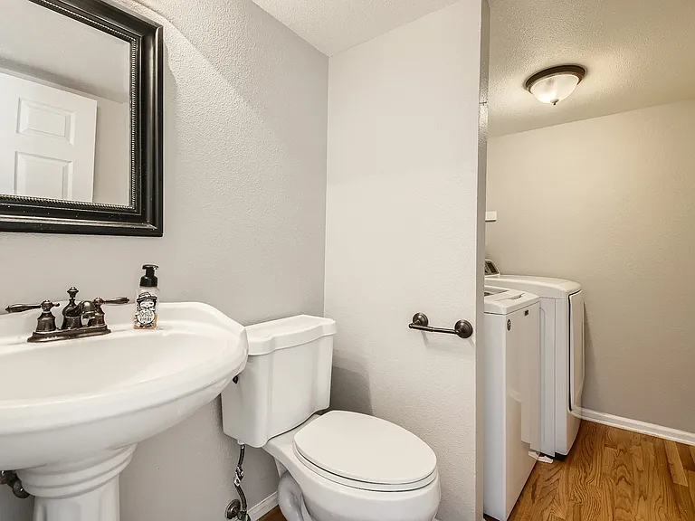 5552 S Yakima St — Photo 16