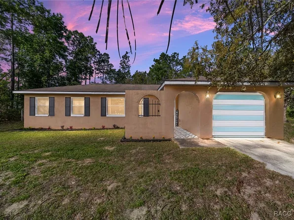 9520 N Sandree Dr, Citrus Springs, FL 34434