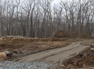 1140 Tillinghast Rd, East Greenwich, RI 02818