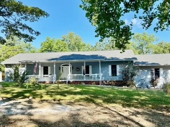 128 Powhatan Dr, Cherokee Village, AR 72529