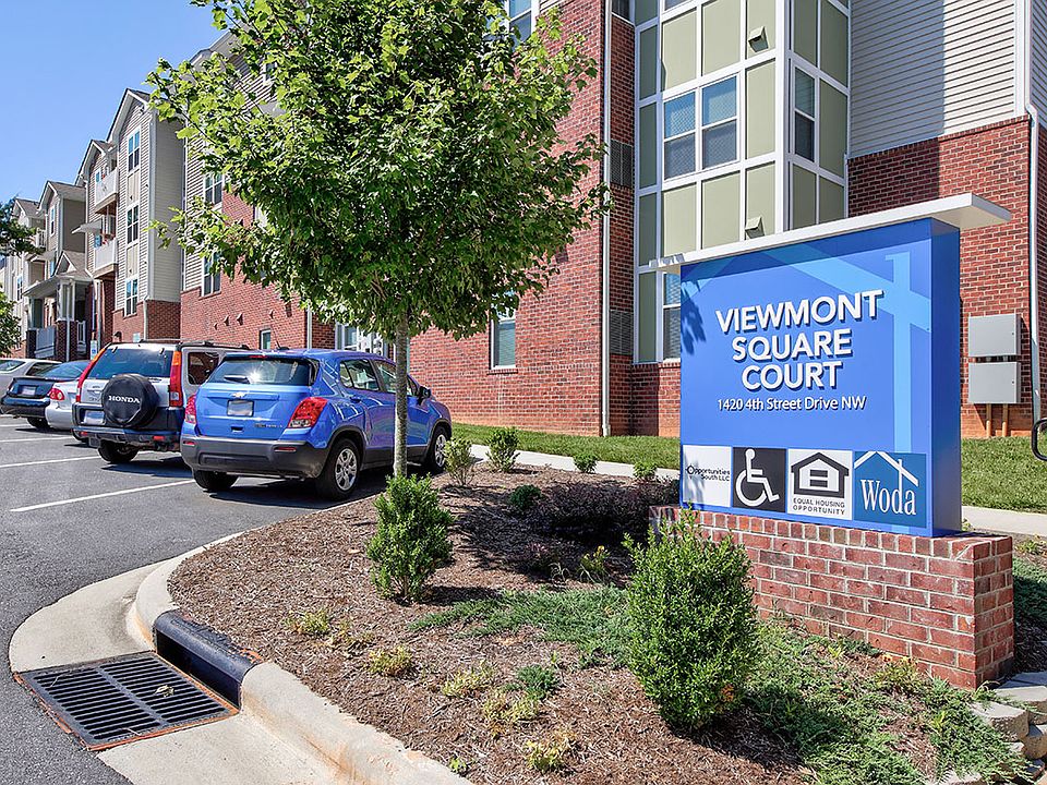Viewmont Square Court Senior Living Apartment Rentals Hickory NC