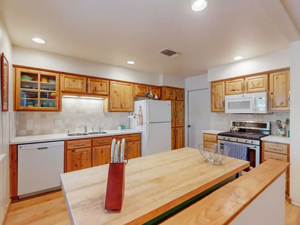 1229 Stutz Dr NE, Albuquerque, NM 87112