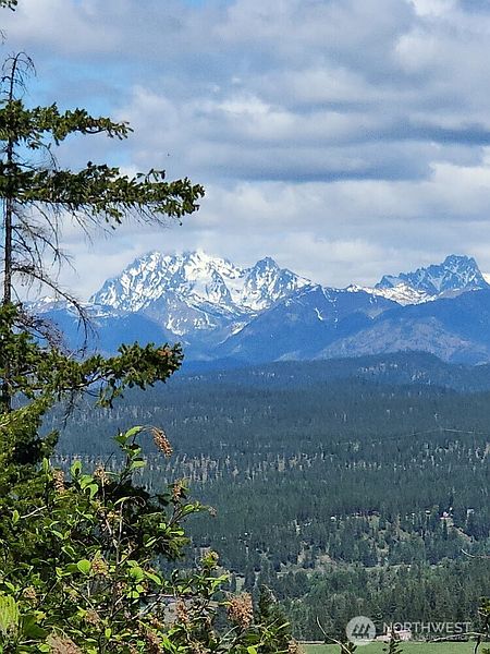 2nd image of 8440 Upper Peoh Point Rd