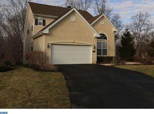 13 King Ct, Boothwyn, PA 19061