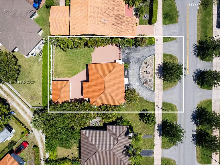3021 Coconut Grove Dr — Photo 25