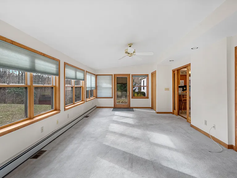 167 Wood Dale Dr — Photo 21