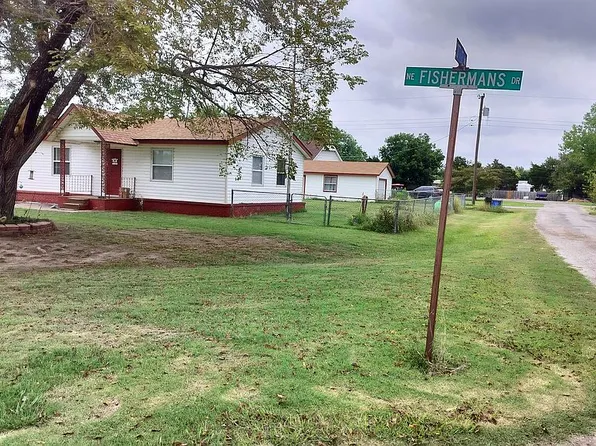 80 NE Fishermans Dr, Apache, OK 73006