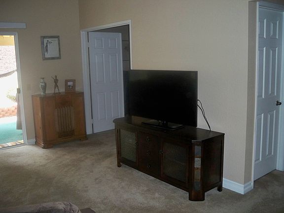 4th image of 28312 Via Bandita