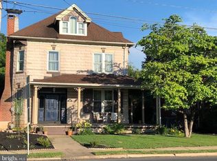 1230 Edgar Ave, Chambersburg, PA 17201