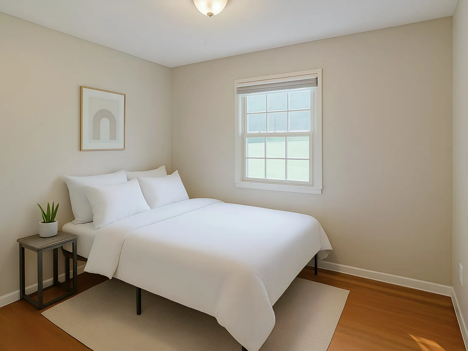 4 bed, 3.0 bath, 2200 sqft, $685 — Photo 1