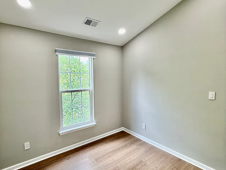9730 Washingtonian Blvd — Photo 32