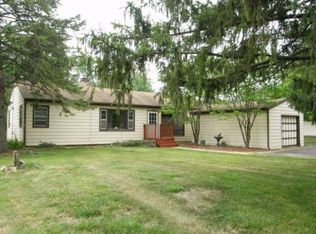 109 Nippersink Dr, McHenry, IL 60050