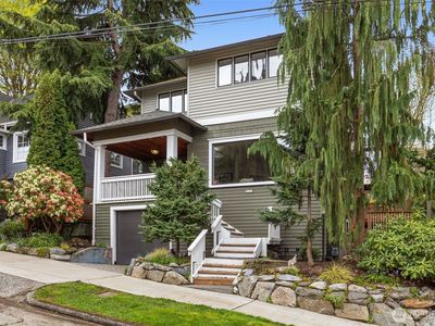 2621 2nd Avenue N, Seattle, WA, 98109