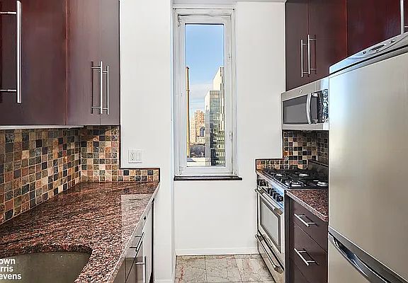 4th image of 524 E 72nd St APT 29G