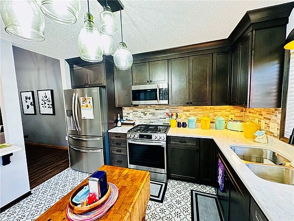 5th image of 1719 Hunter Hill Road