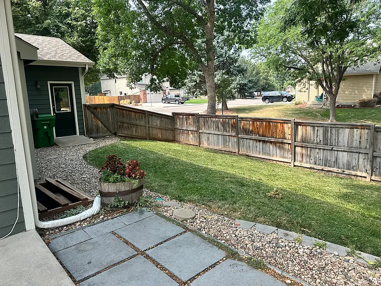1324 Sanford Dr — Photo 23