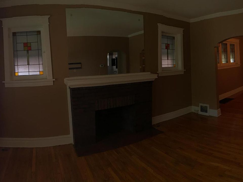 2nd image of 5753 Lisette Ave