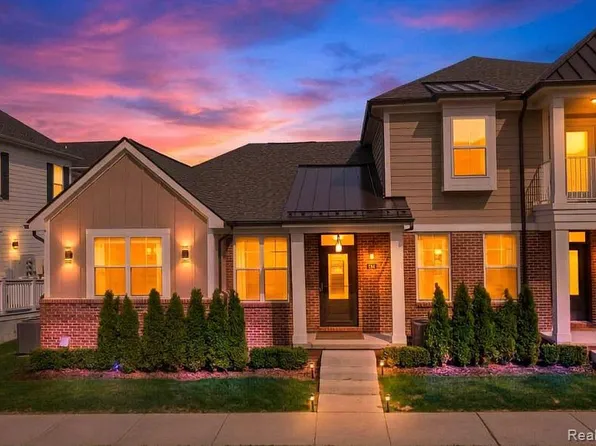 224 Jotham Ave, Auburn Hills, MI 48326