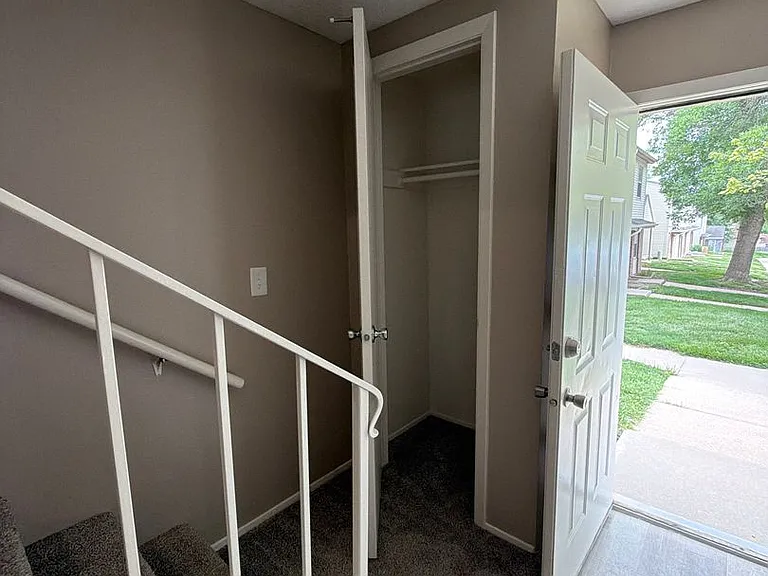 Southdale Square Apartments — Photo 126