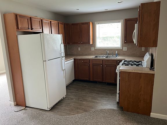 2nd image of 4693 N Shooks Ct #4695