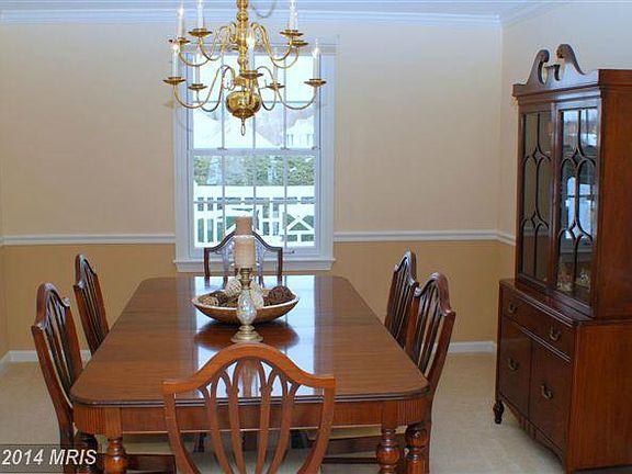 3rd image of 14 Caroline Dr