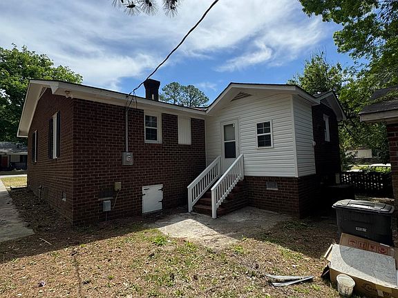 3rd image of 1556 Harper St