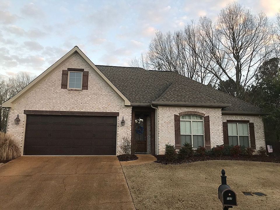 1st image of 107 Laurel Valley Cv